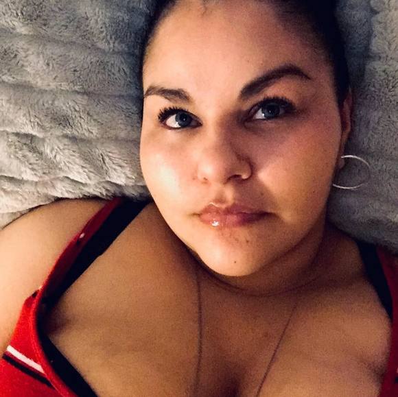 Meet your Posher, Alanda - Picture 1 of 1